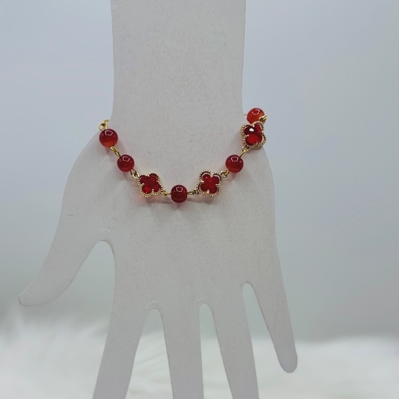 Rubie Red Clover Beaded Bracelet - Picture 6 of 6